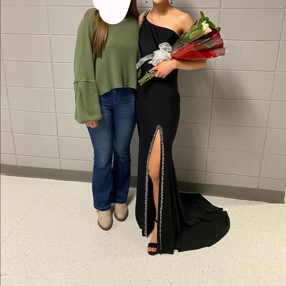 Pageant Dress - Picture 1 of 6